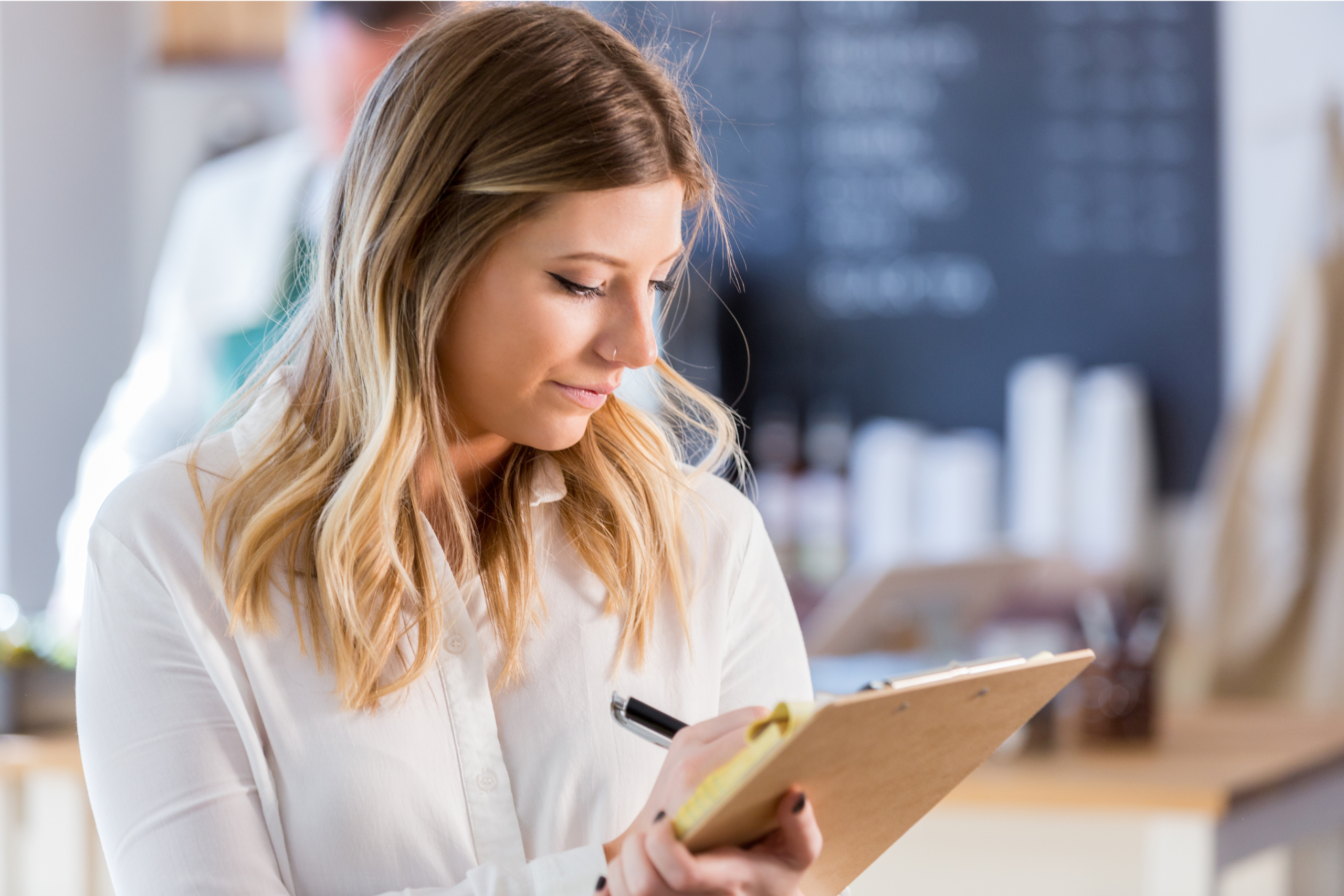 Licenças e Autorizações para Restaurantes: O Que é Obrigatório?